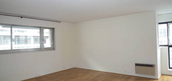 Location appartement 4 pièces 102 m²