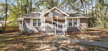 3249 Beatrice Dr, Jackson, MS 39212