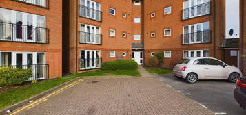 Flat to rent in Terret Close, Walsall WS1