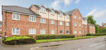 2 bed flat for sale