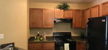 Lago Del Sol Apartments, Fort Myers, FL 33908