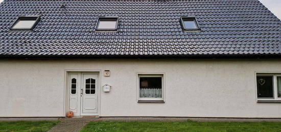 Einfamilienhaus ca. 240 qm zu vermieten