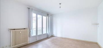 Appartement  à vendre, 3 pièces, 2 chambres, 65 m²