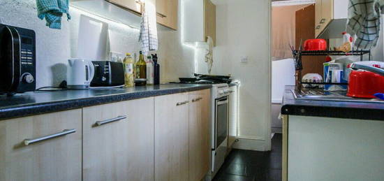 3 bedroom terraced house