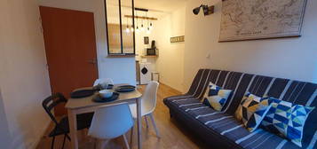 Appartement F2 meublé charges comprises Honfleur centre