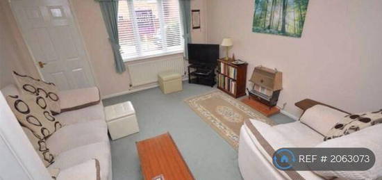 2 bedroom terraced house