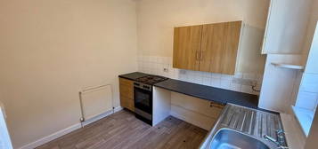 2 bed flat to rent