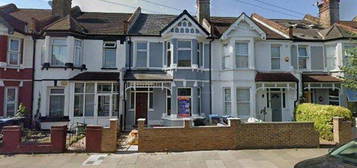 3 bed terraced house to rent