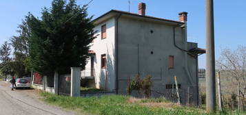 Villa in vendita in via Cerredo