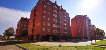 Piso de alquiler en Roble, La Victoria - Puente Jardín