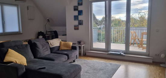 Helle und ruhige 3-Zimmer-DG-Wohnung, Ingolstadt-Süd