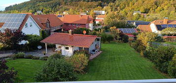 TOP 2-Zimmer-Wohnug mit Balkon und Panoramablick