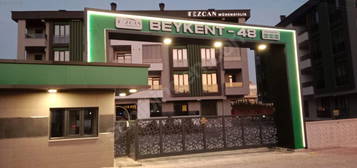 BEYKENT-48(YAPIMCI/GÜV. SİTE/KAPLI OTOPRK/ÜNİ:3KM/TRAMVAY:200MT)