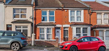 2 bed terraced house for sale