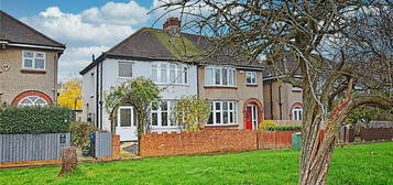 3 bed semi-detached house for sale