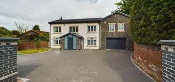 5 bedroom detached house for sale