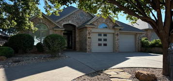 11 Arapaho Rd, Ransom Canyon, TX 79366