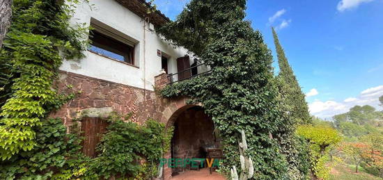 Casa o chalet en venta en Castellví de Rosanes