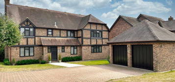 5 bedroom detached house for sale