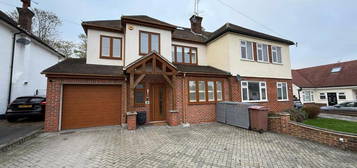 5 bedroom semi-detached house