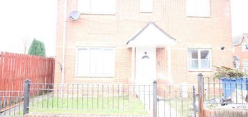 3 bedroom semi-detached house to rent