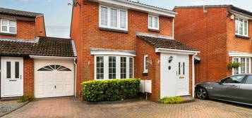 3 bedroom link detached house