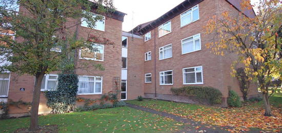 Flat to rent in Alliance Court, Hills Road, Cambridge CB1