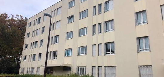 Appartement  à louer, 3 pièces, 2 chambres, 72 m²