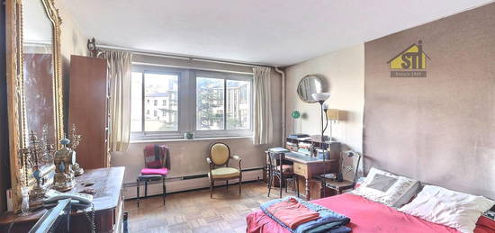 3 Pièces en Duplex coeur Montparnasse