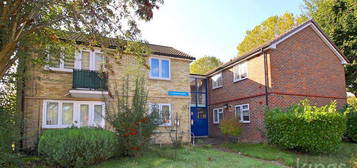 1 bedroom ground floor flat for sale