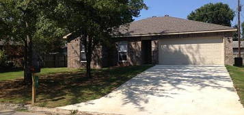 4 Larkwood Cv, Jacksonville, AR 72076