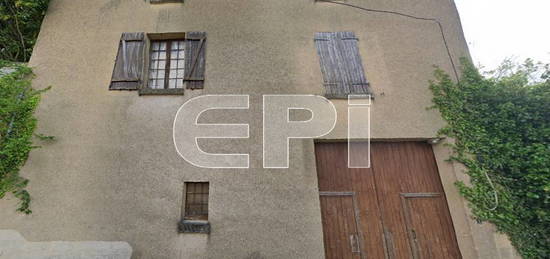 Maison  à vendre, 6 pièces, 2 chambres, 198 m²