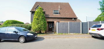 4 bed detached house for sale