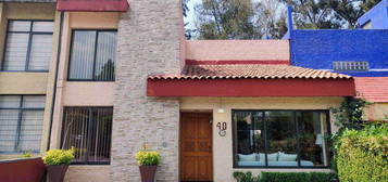 Casa En Santa Úrsula Xitla, Tlalpan Con 4 Recámaras, 160 M², Id: 133440