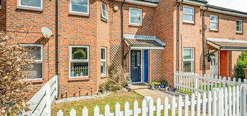 3 bedroom terraced house for sale