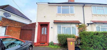 3 bedroom semi-detached house to rent