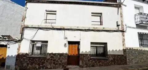 Casa pareada en Piedrabuena