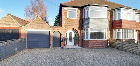 3 bedroom semi-detached house for sale