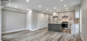 2 - 53 ROCKCLIFFE BOULEVARD, Toronto (Rockcliffe-Smythe), Ontario 