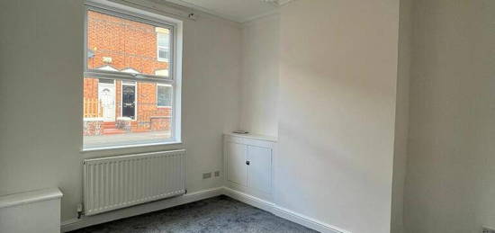 2 bedroom terraced house