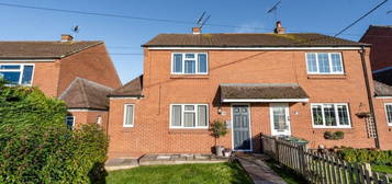 2 bedroom semi-detached house for sale