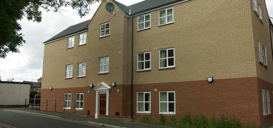 Flat to rent in 5 Bentley House, Abbeygate Court, March PE15