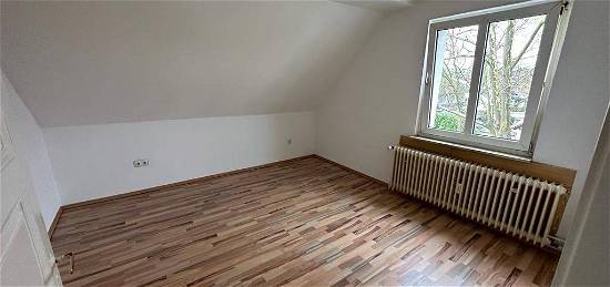 Wohnung zu vermieten 4-Zimmer Küche Bad Gäste-WC in Kernstadt