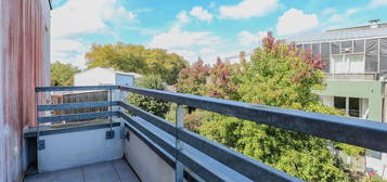 BAYONNE ARROUSSETS, appartement de type 2 avec balcon et parking