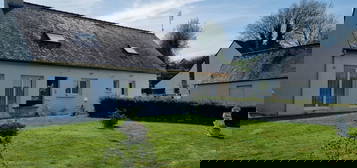 Maison sur terrain paysager