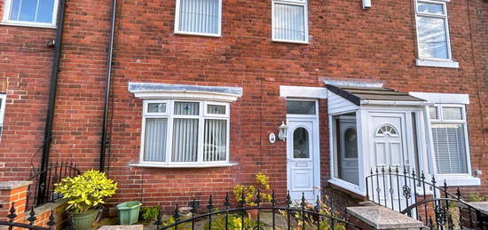 3 bed terraced house for sale