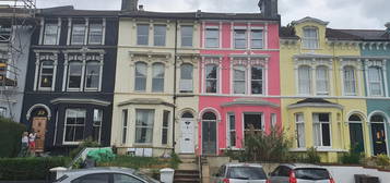 Flat to rent in St. Helens Road, Hastings TN34