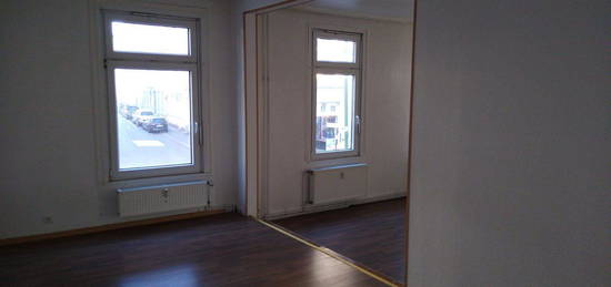 Helle 4-Zimmer Wohnung in Kaiserstr. 65, Wuppertal-Vohwinkel