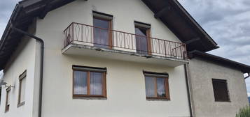 geräumiges Wohnhaus in Feldkirchen am Stadtrand