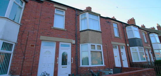 Flat for sale in Iona Road, Windy Nook, Gateshead NE10